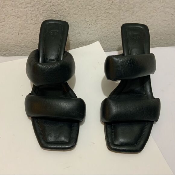 H&M  Puffy Leather Slide Sandals  Black low heels 39 - Picture 1 of 8